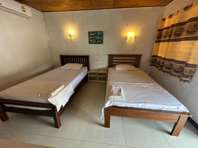 Lux Guesthouse Phi Phi-øyene Eksteriør bilde