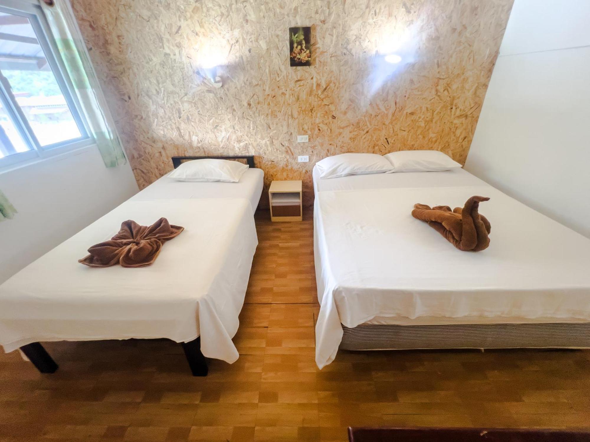 Lux Guesthouse Phi Phi-øyene Eksteriør bilde