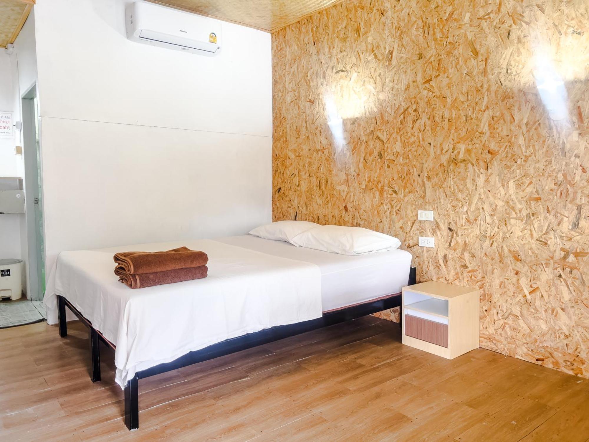 Lux Guesthouse Phi Phi-øyene Eksteriør bilde